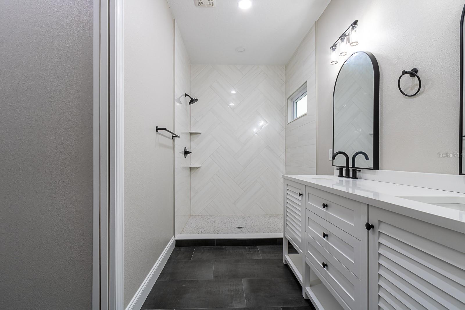 2477 NE 14 ST, GAINESVILLE, FL, 32609