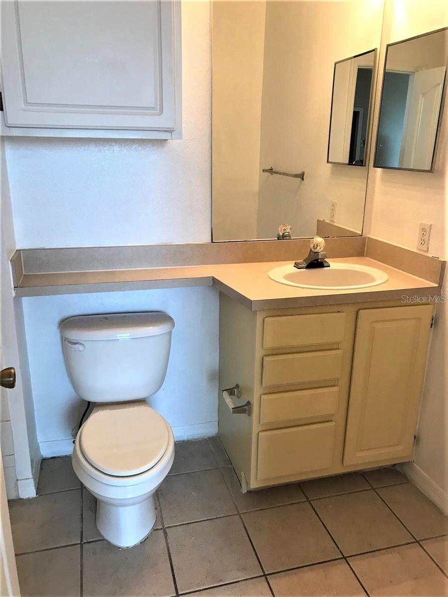 5613 LEGACY CRESCENT PL #302, RIVERVIEW, FL, 33578