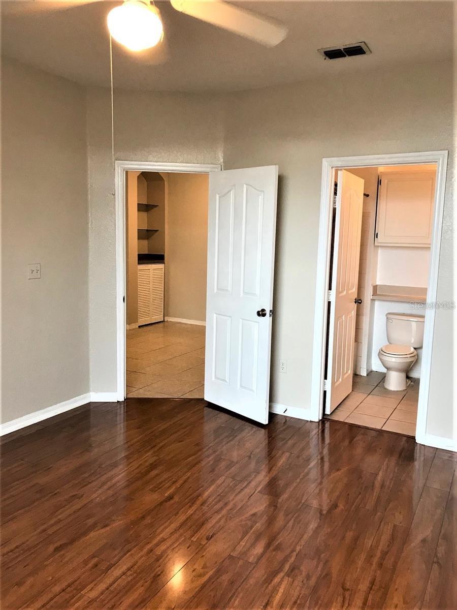 5613 LEGACY CRESCENT PL #302, RIVERVIEW, FL, 33578