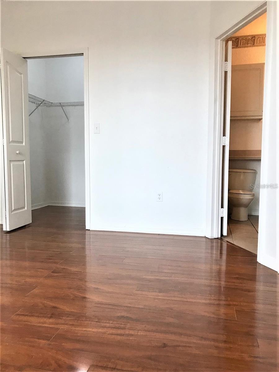 5613 LEGACY CRESCENT PL #302, RIVERVIEW, FL, 33578