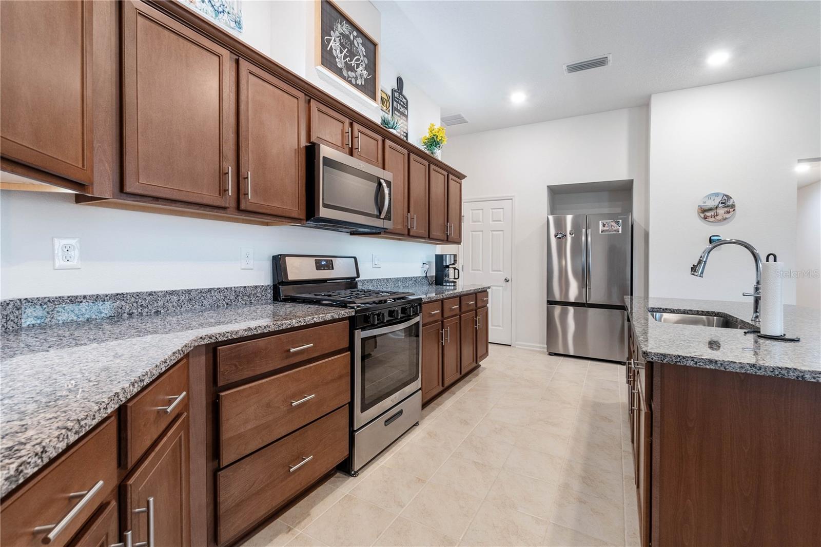 65 WAVERLY LN, PALM COAST, FL, 32164