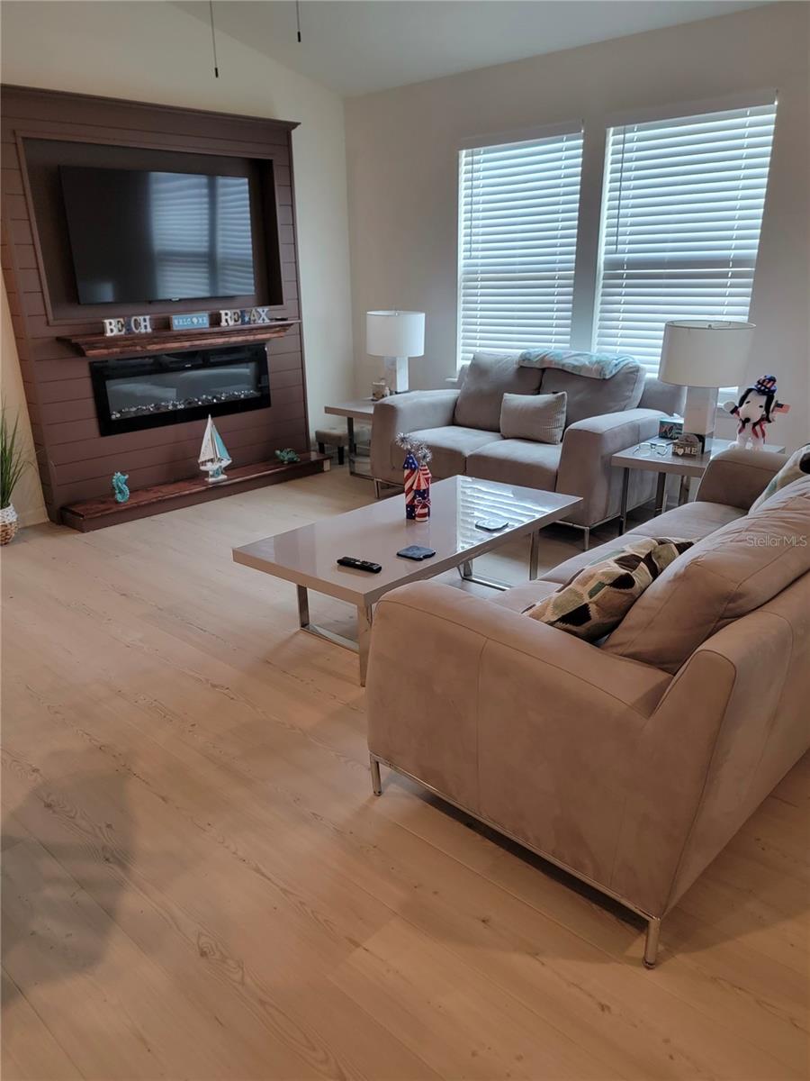 65 WAVERLY LN, PALM COAST, FL, 32164