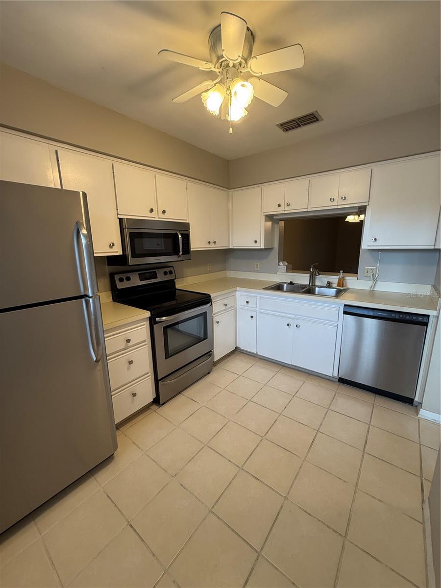 2400 WINDING CREEK BLVD #18B-203, CLEARWATER, FL, 33761