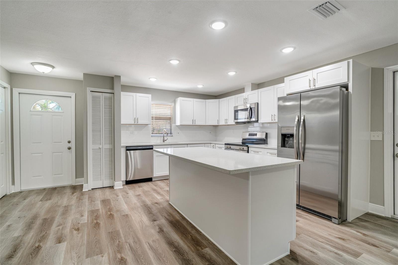 8308 PELICAN RD, ENGLEWOOD, FL, 34224