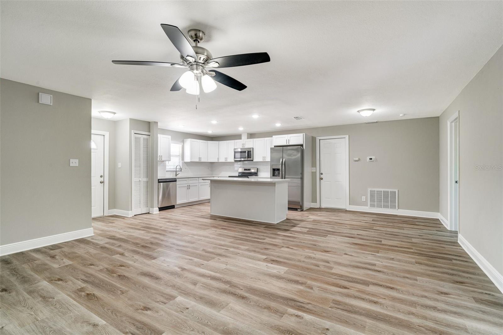 8308 PELICAN RD, ENGLEWOOD, FL, 34224