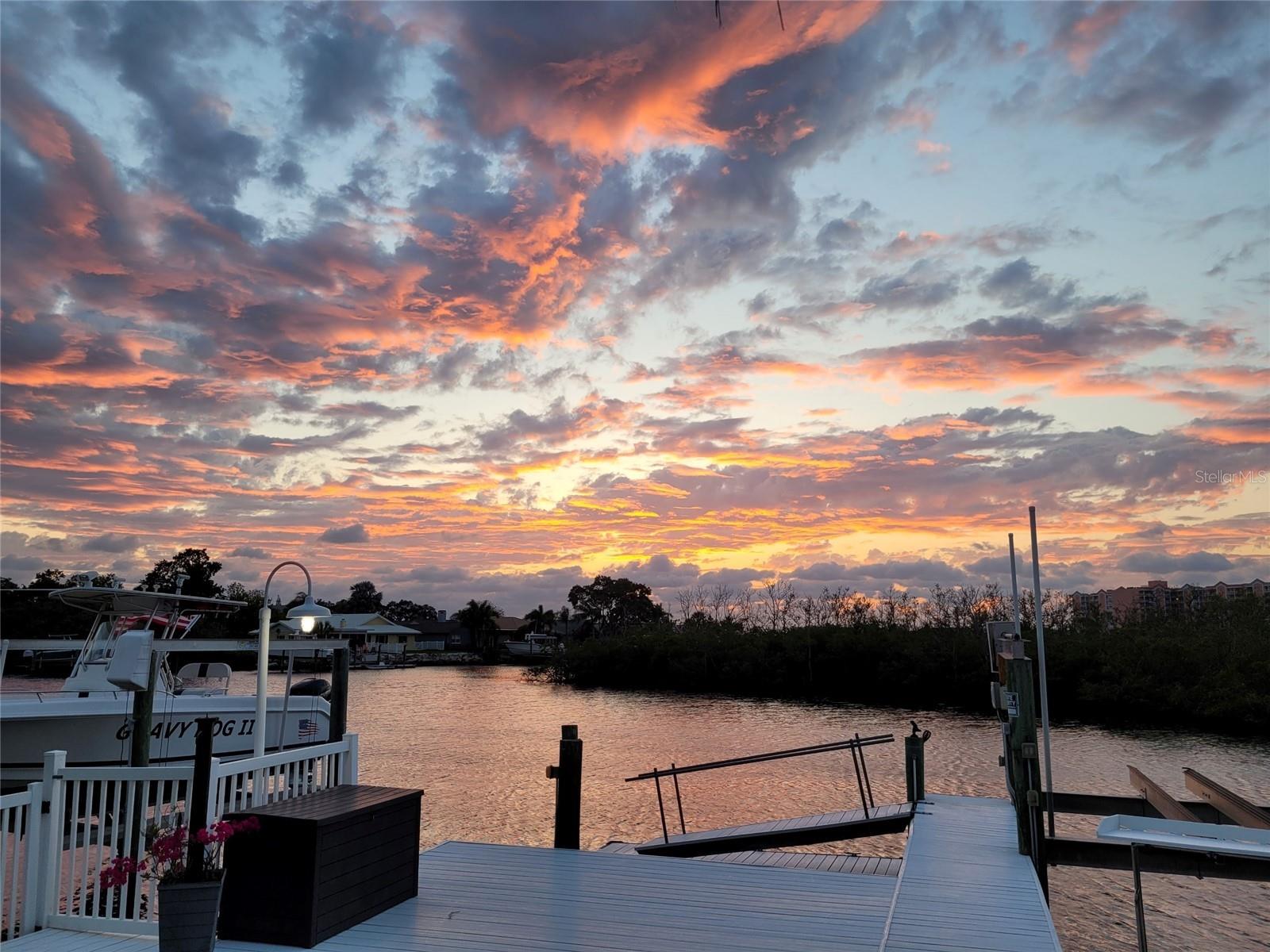 5623 JOBETH DR, NEW PORT RICHEY, FL, 34652