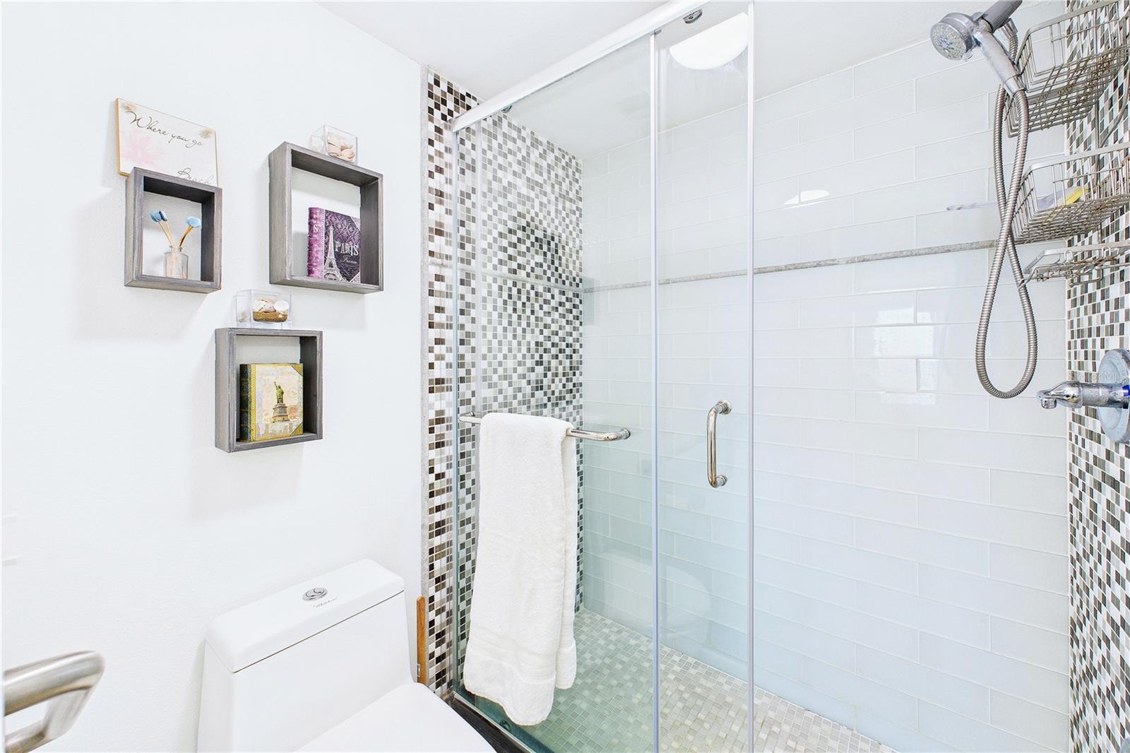 6365 BAHIA DEL MAR BLVD #210, ST PETERSBURG, FL, 33715