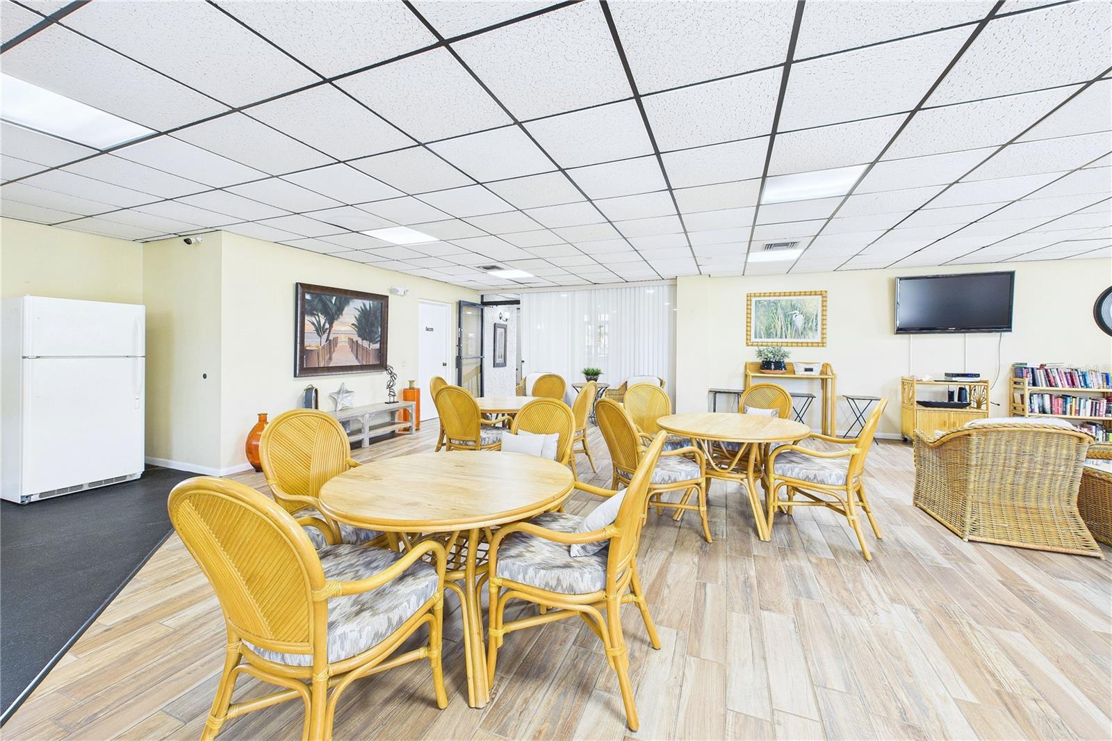 6365 BAHIA DEL MAR BLVD #210, ST PETERSBURG, FL, 33715