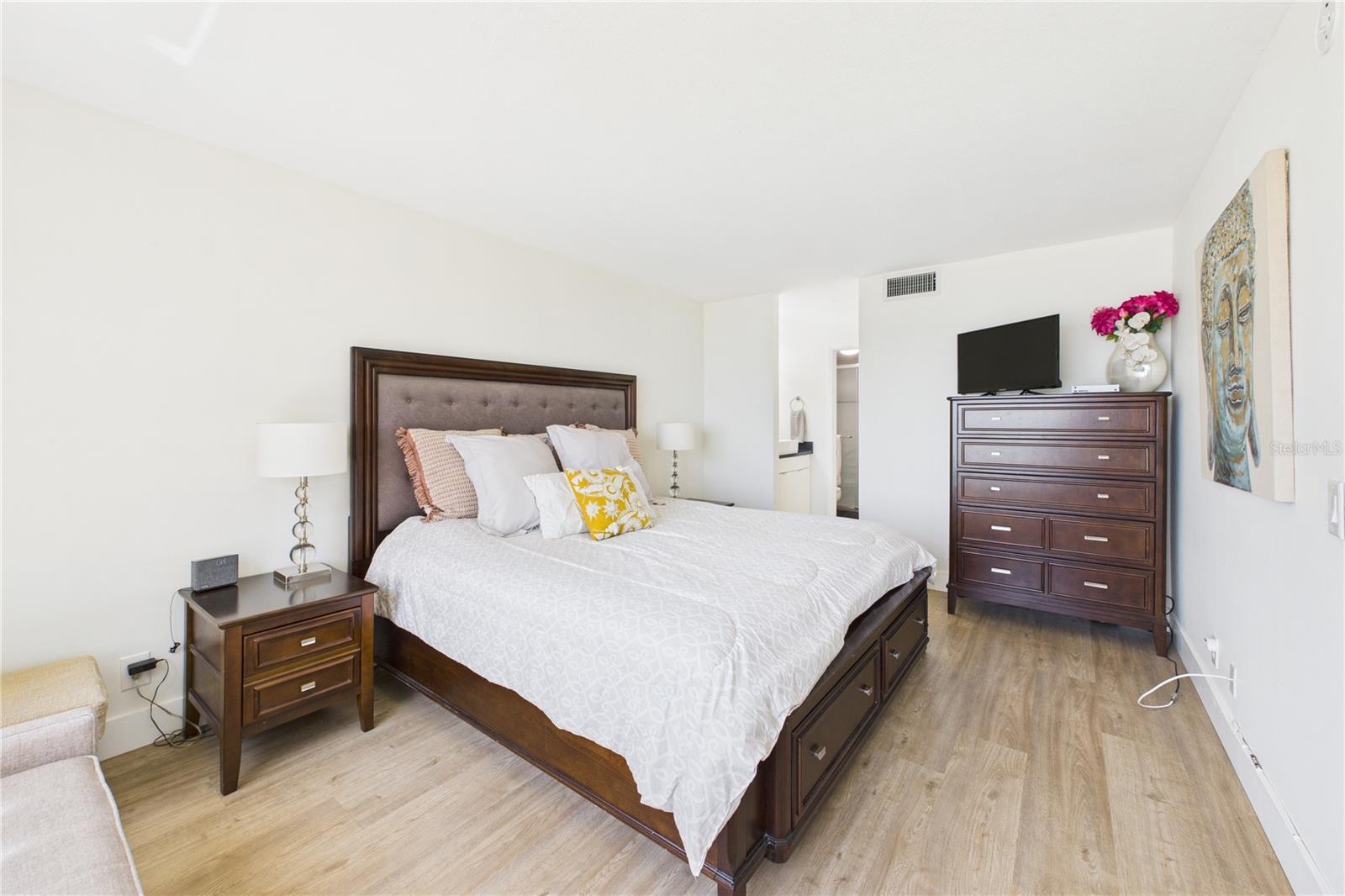 6365 BAHIA DEL MAR BLVD #210, ST PETERSBURG, FL, 33715