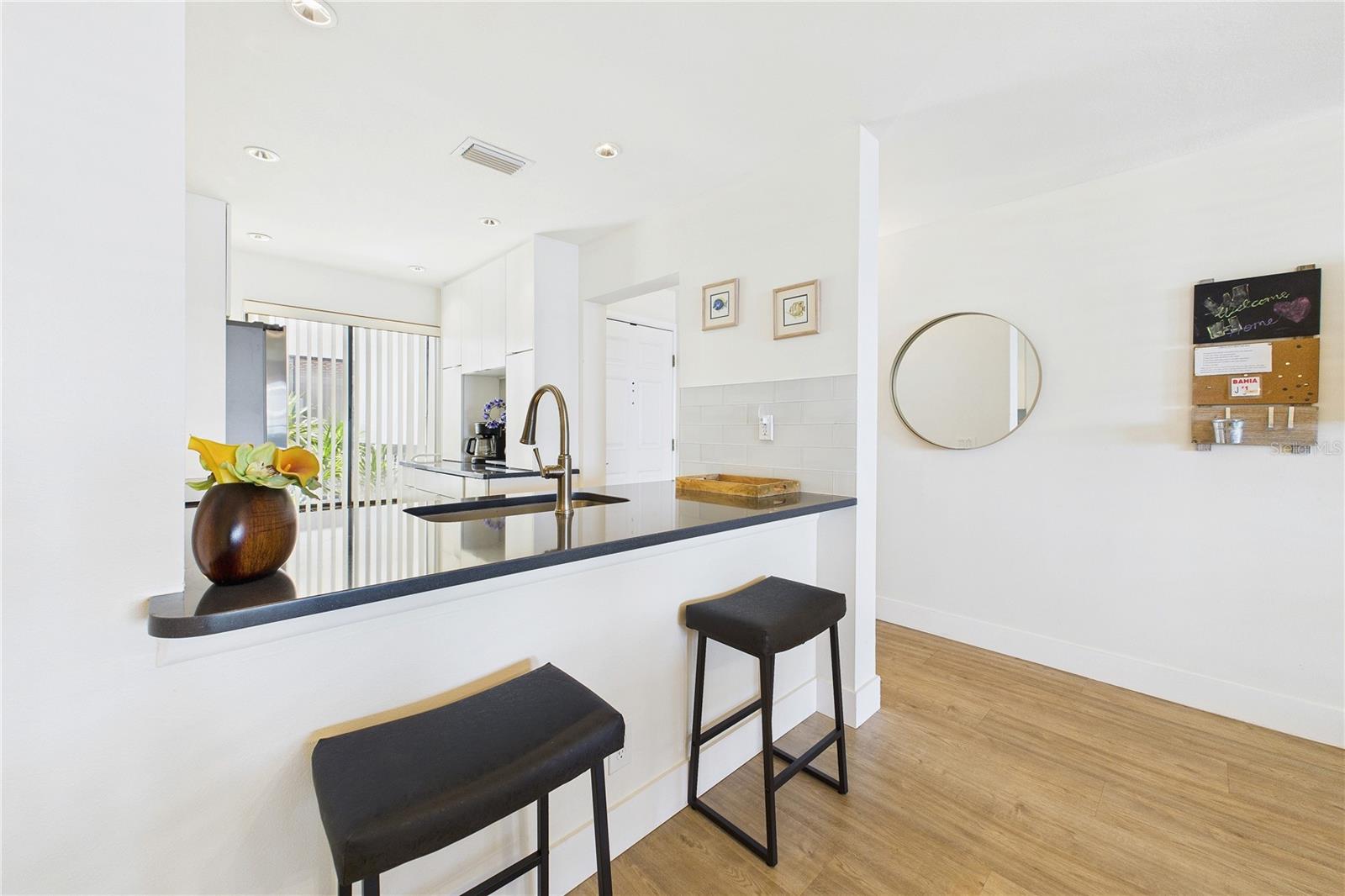 6365 BAHIA DEL MAR BLVD #210, ST PETERSBURG, FL, 33715