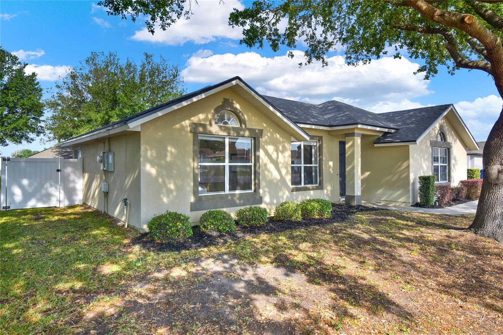 1313 LAKE IDAMERE BLVD, TAVARES, FL, 32778