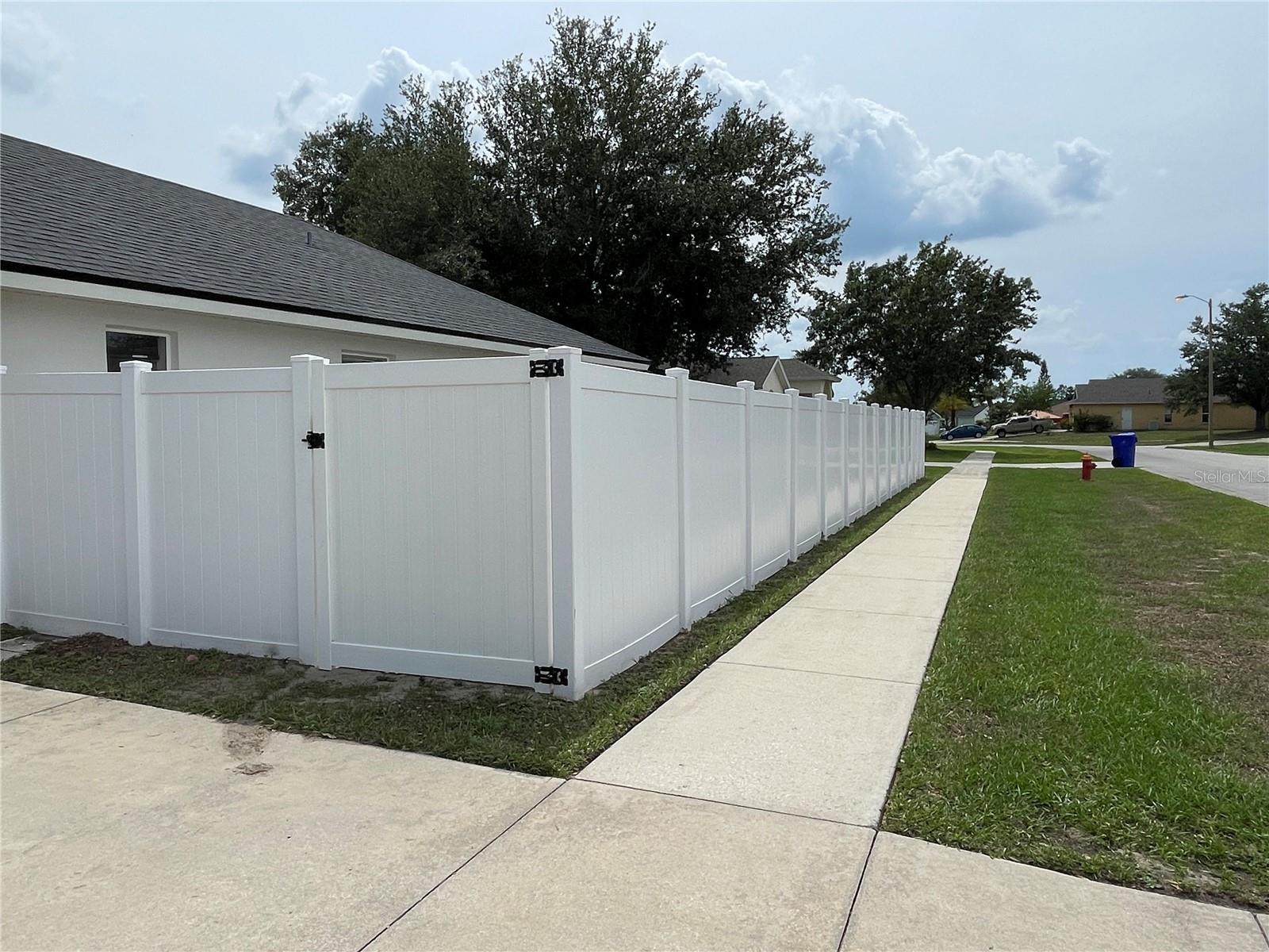 1313 LAKE IDAMERE BLVD, TAVARES, FL, 32778