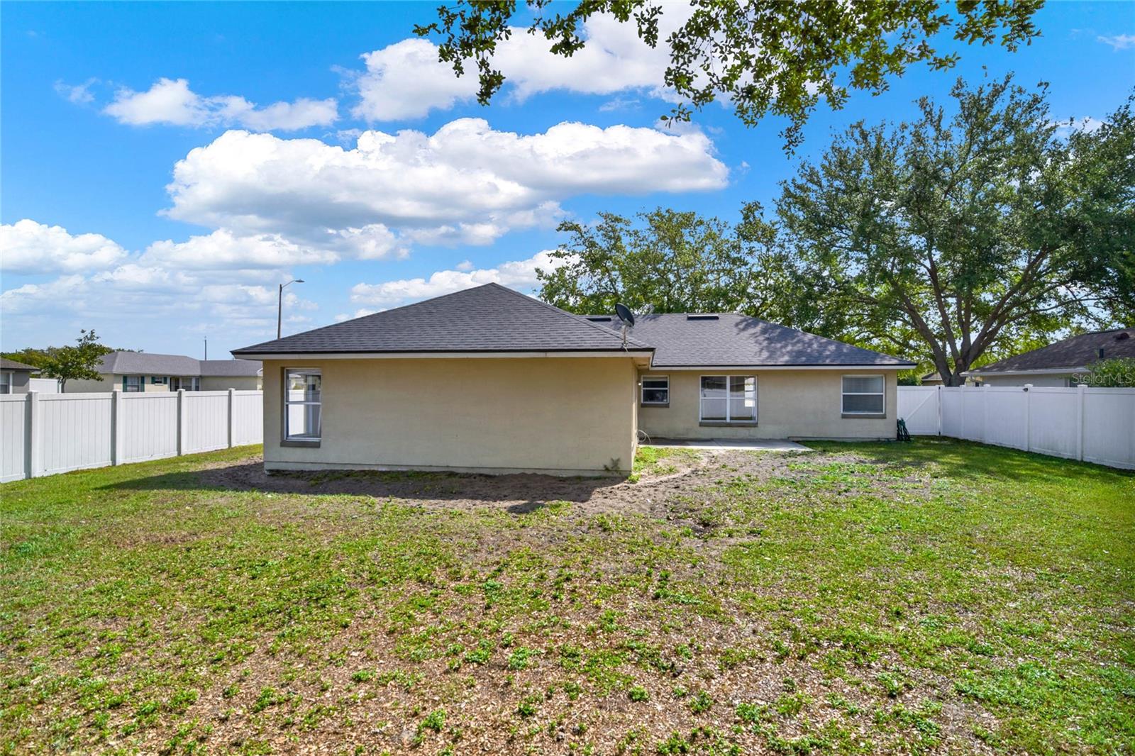 1313 LAKE IDAMERE BLVD, TAVARES, FL, 32778