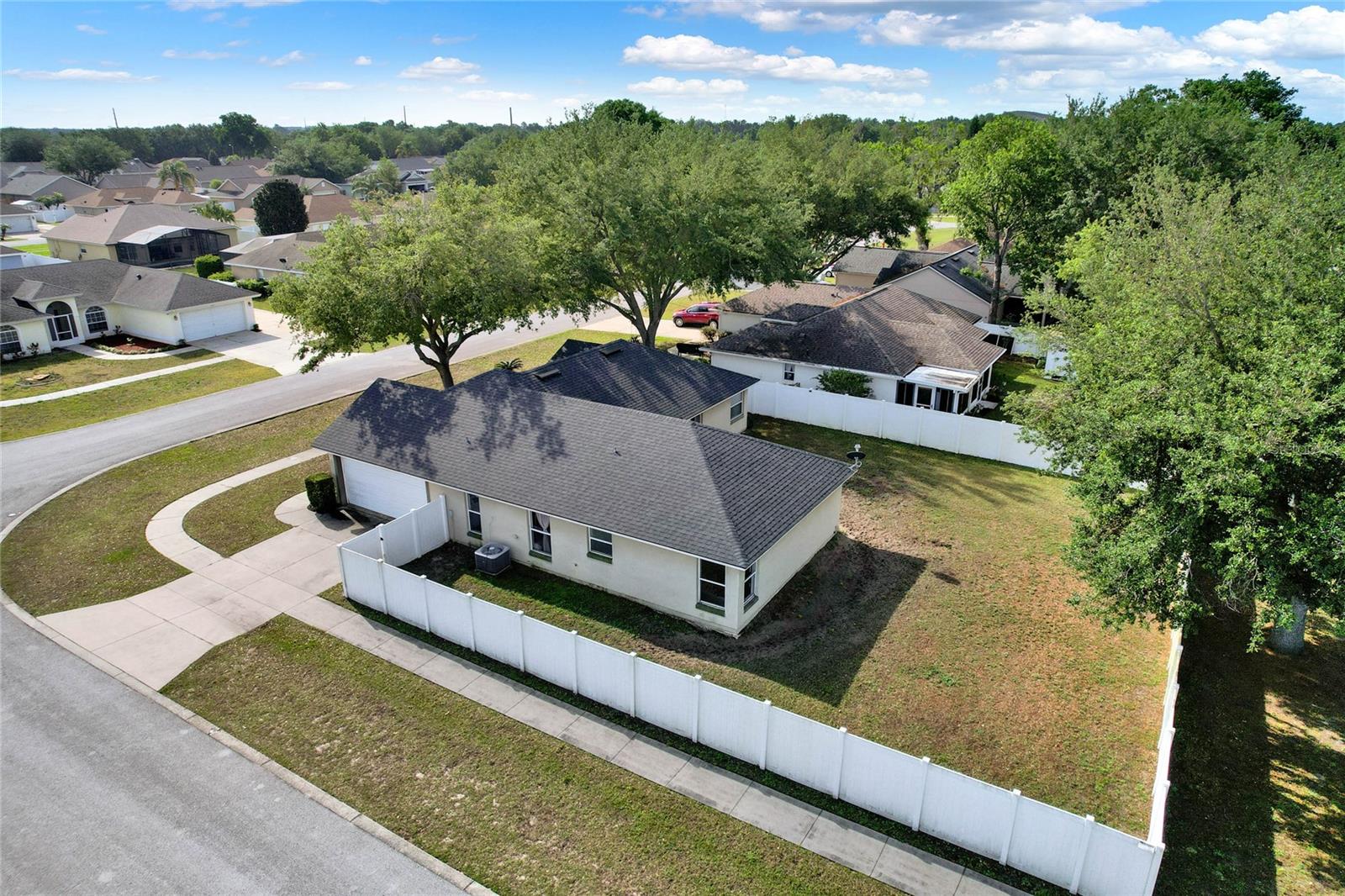1313 LAKE IDAMERE BLVD, TAVARES, FL, 32778