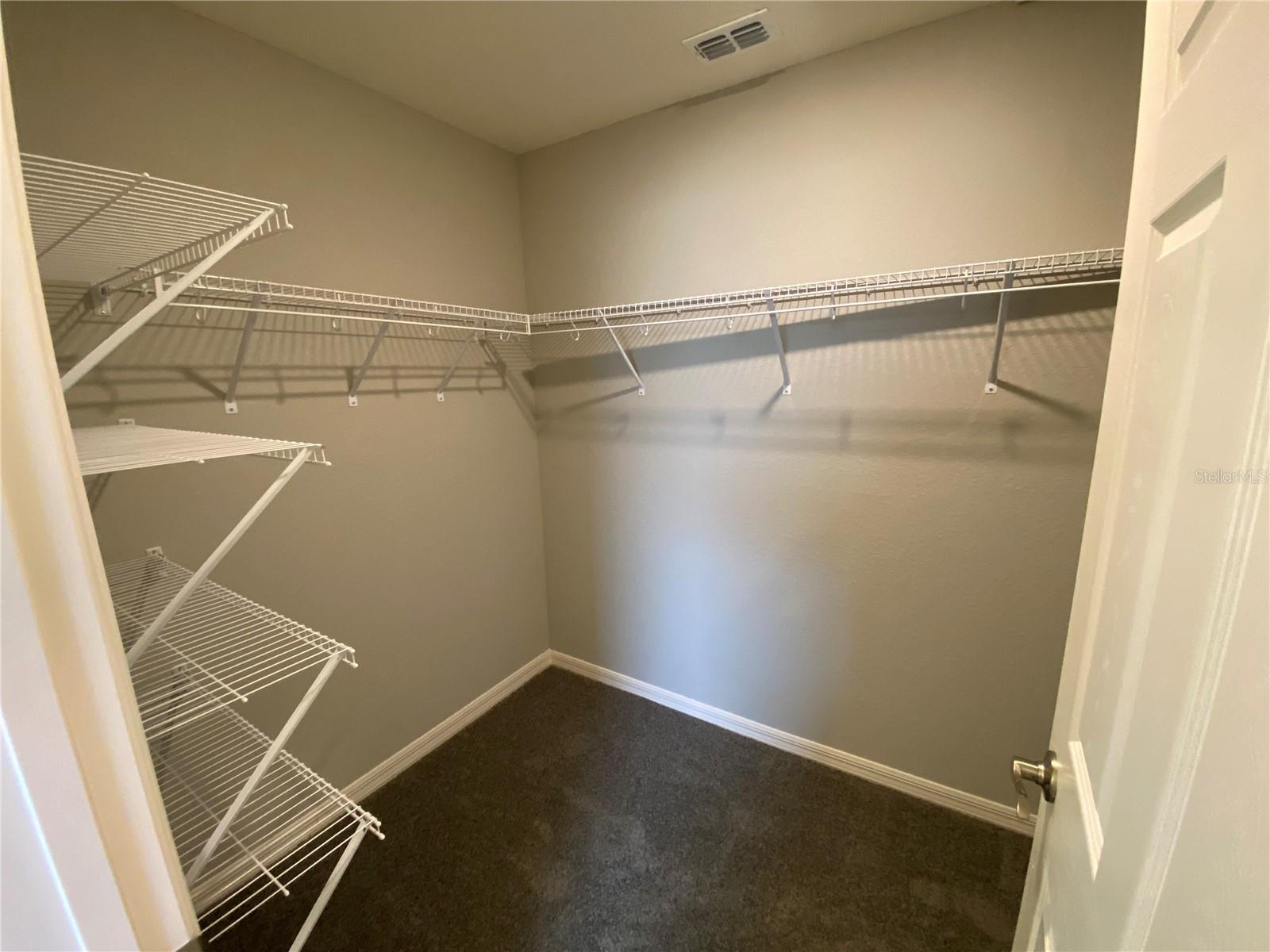 1304 MOUNTAIN FLOWER LN, DAVENPORT, FL, 33837