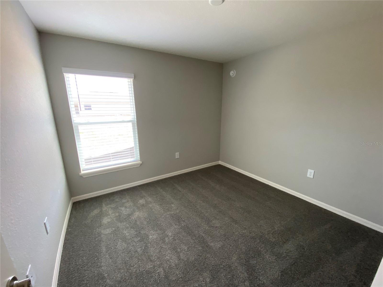 1304 MOUNTAIN FLOWER LN, DAVENPORT, FL, 33837