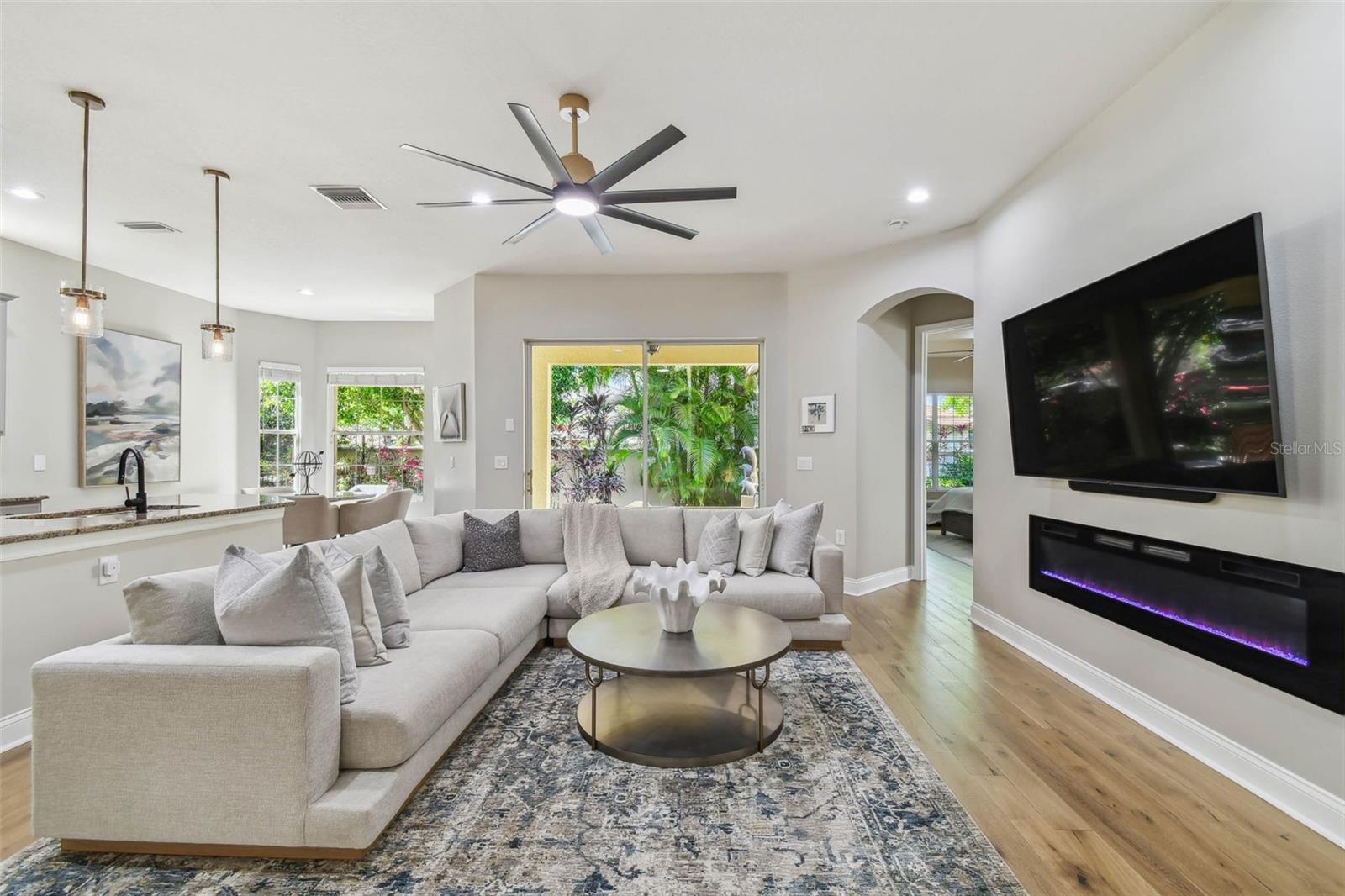 11531 MERIDIAN POINT DR, TAMPA, FL, 33626