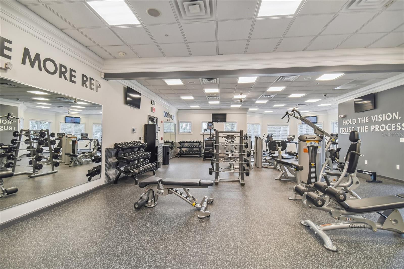 11531 MERIDIAN POINT DR, TAMPA, FL, 33626