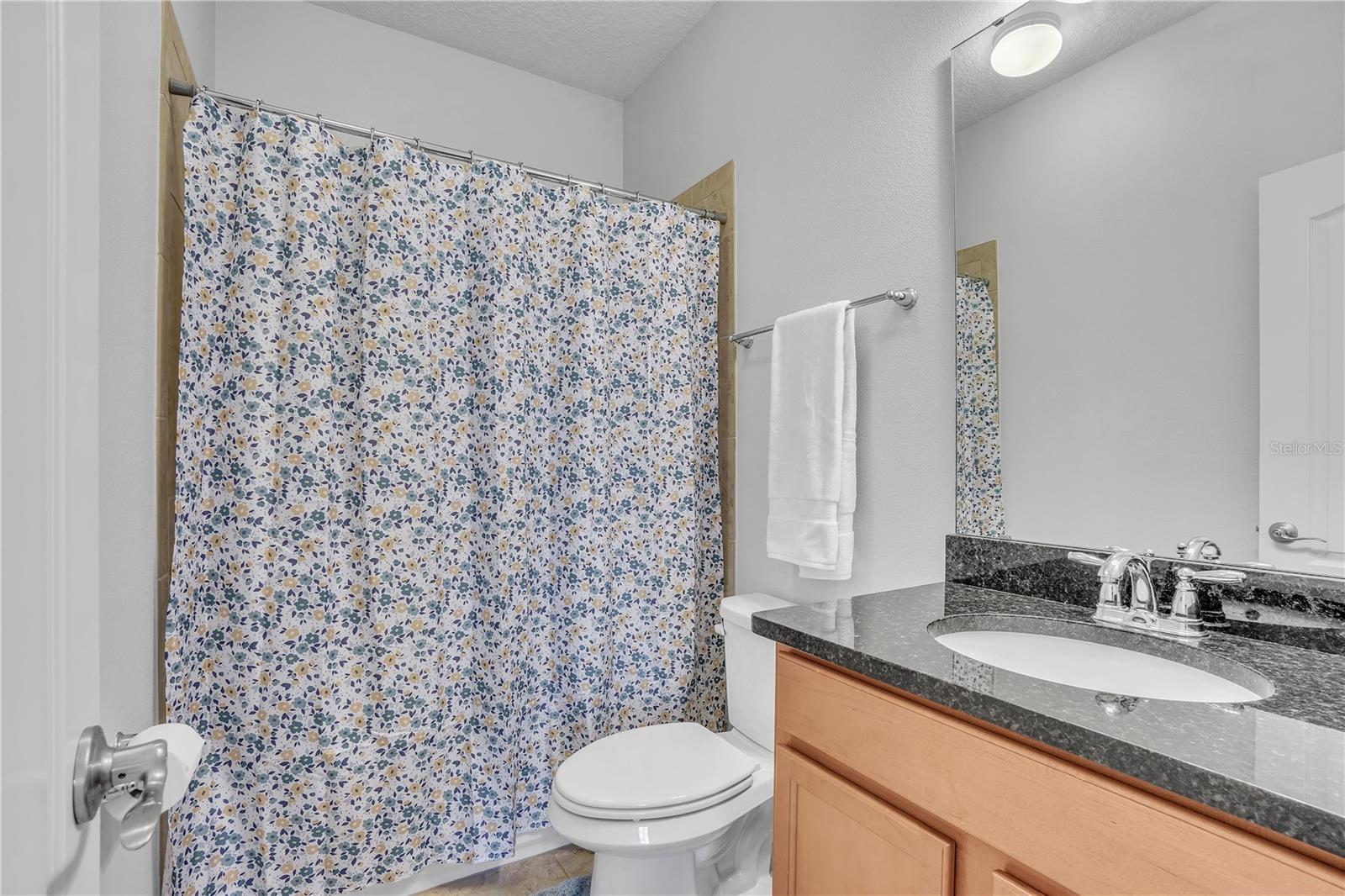 8340 LAUREATE BLVD, ORLANDO, FL, 32827