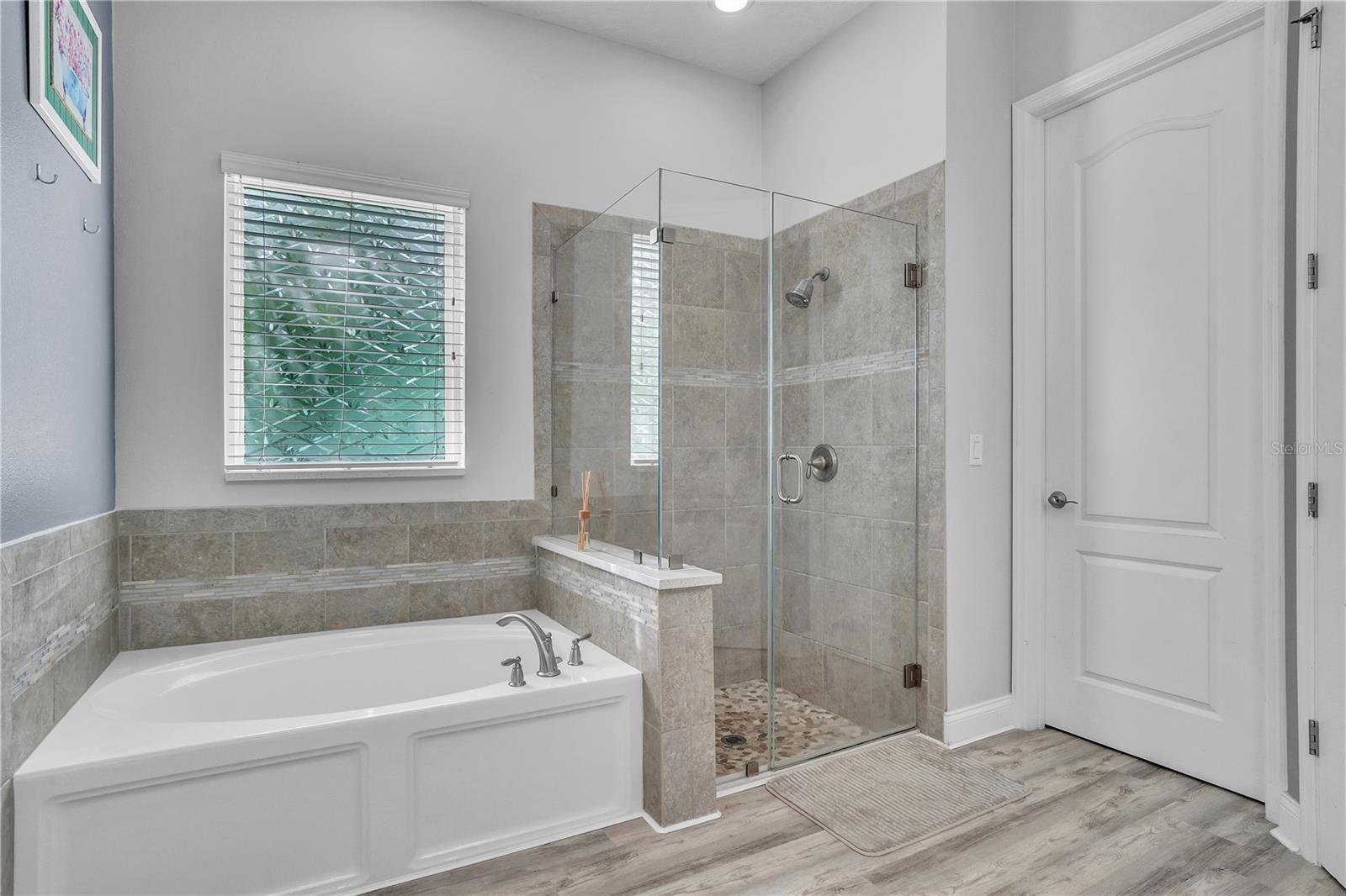 8340 LAUREATE BLVD, ORLANDO, FL, 32827