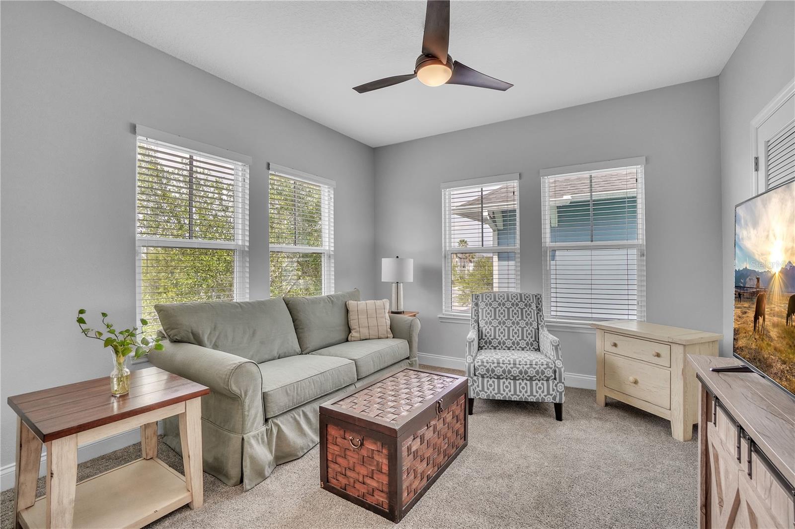 8340 LAUREATE BLVD, ORLANDO, FL, 32827