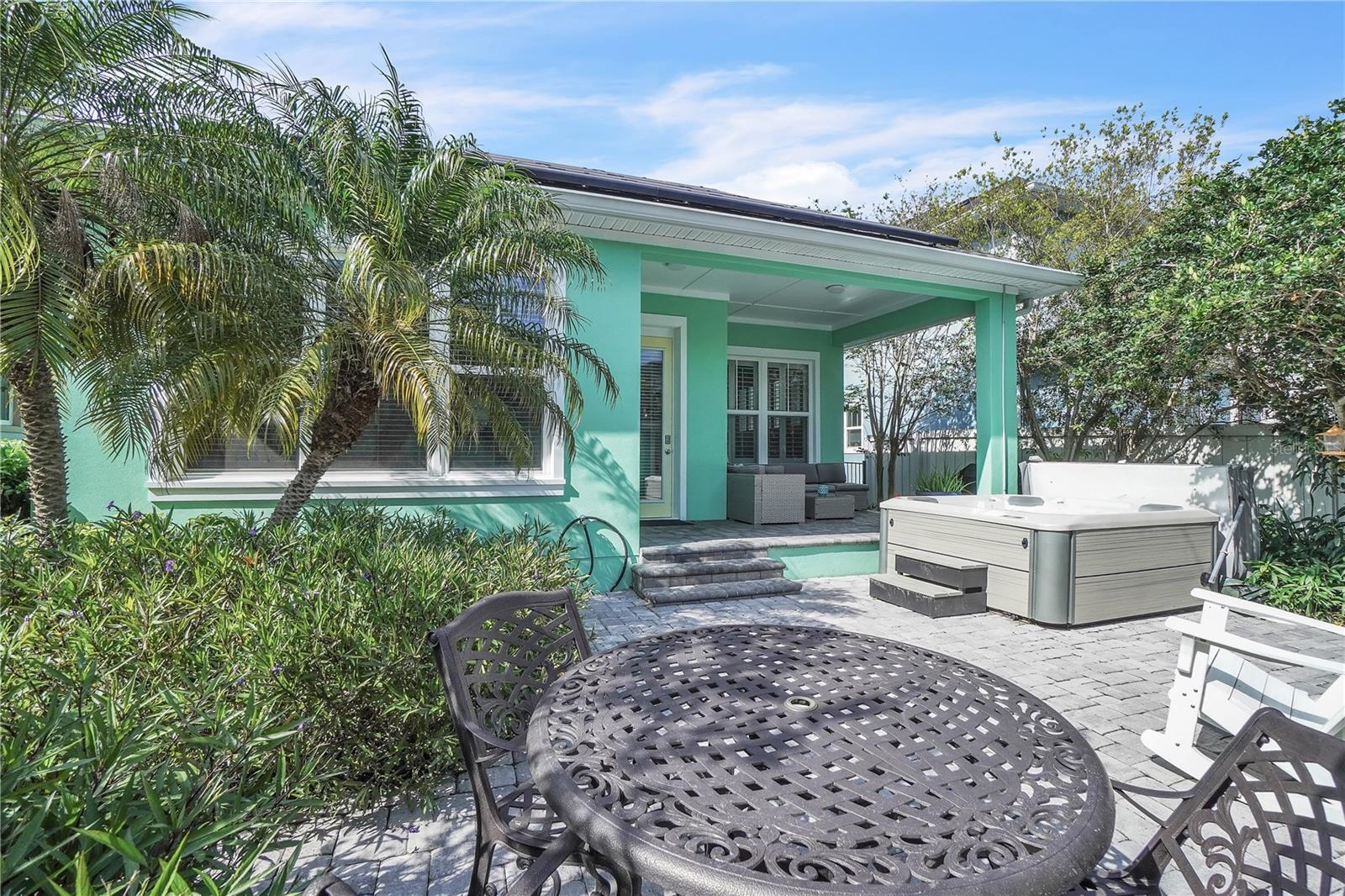 8340 LAUREATE BLVD, ORLANDO, FL, 32827