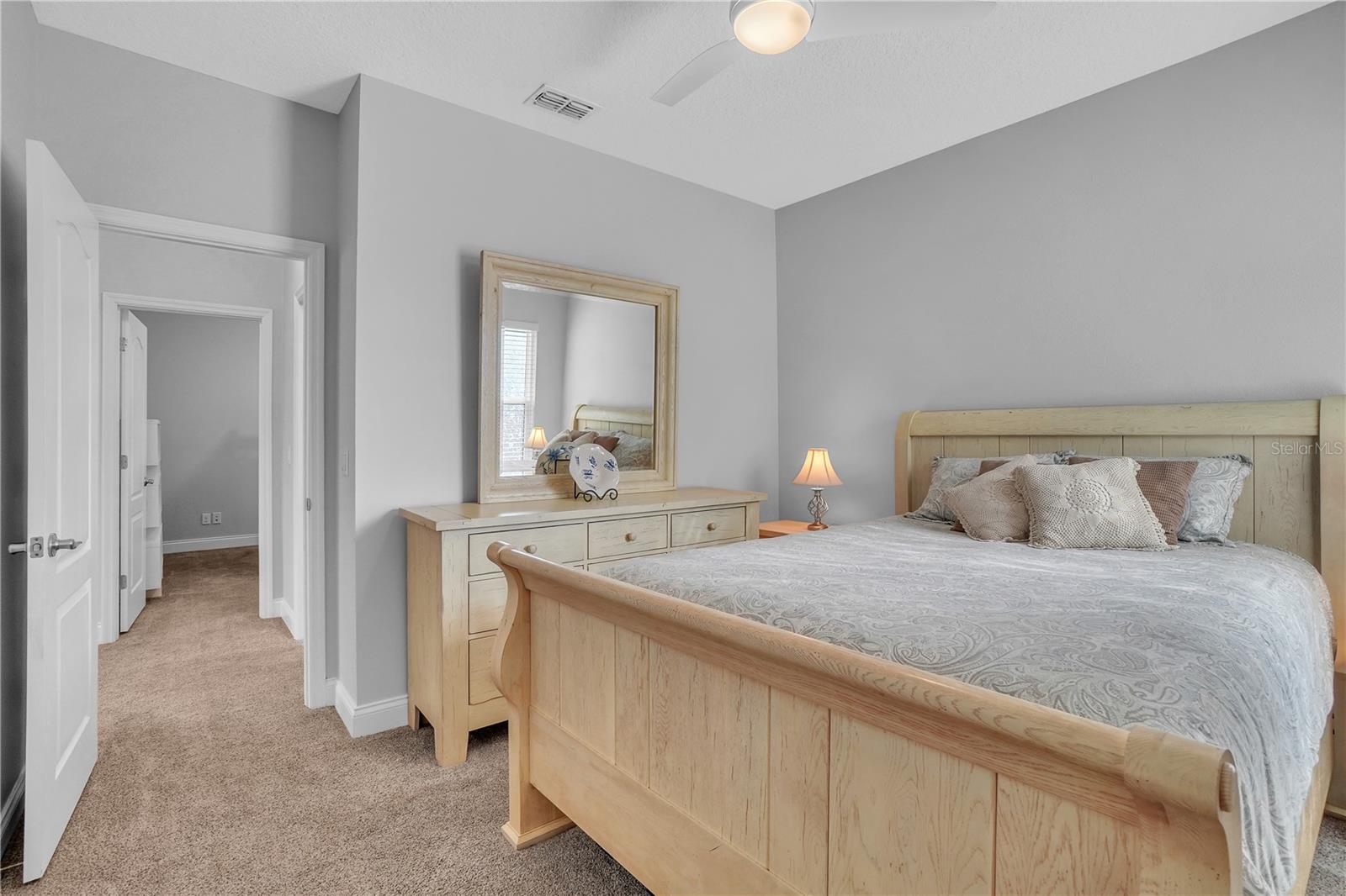 8340 LAUREATE BLVD, ORLANDO, FL, 32827