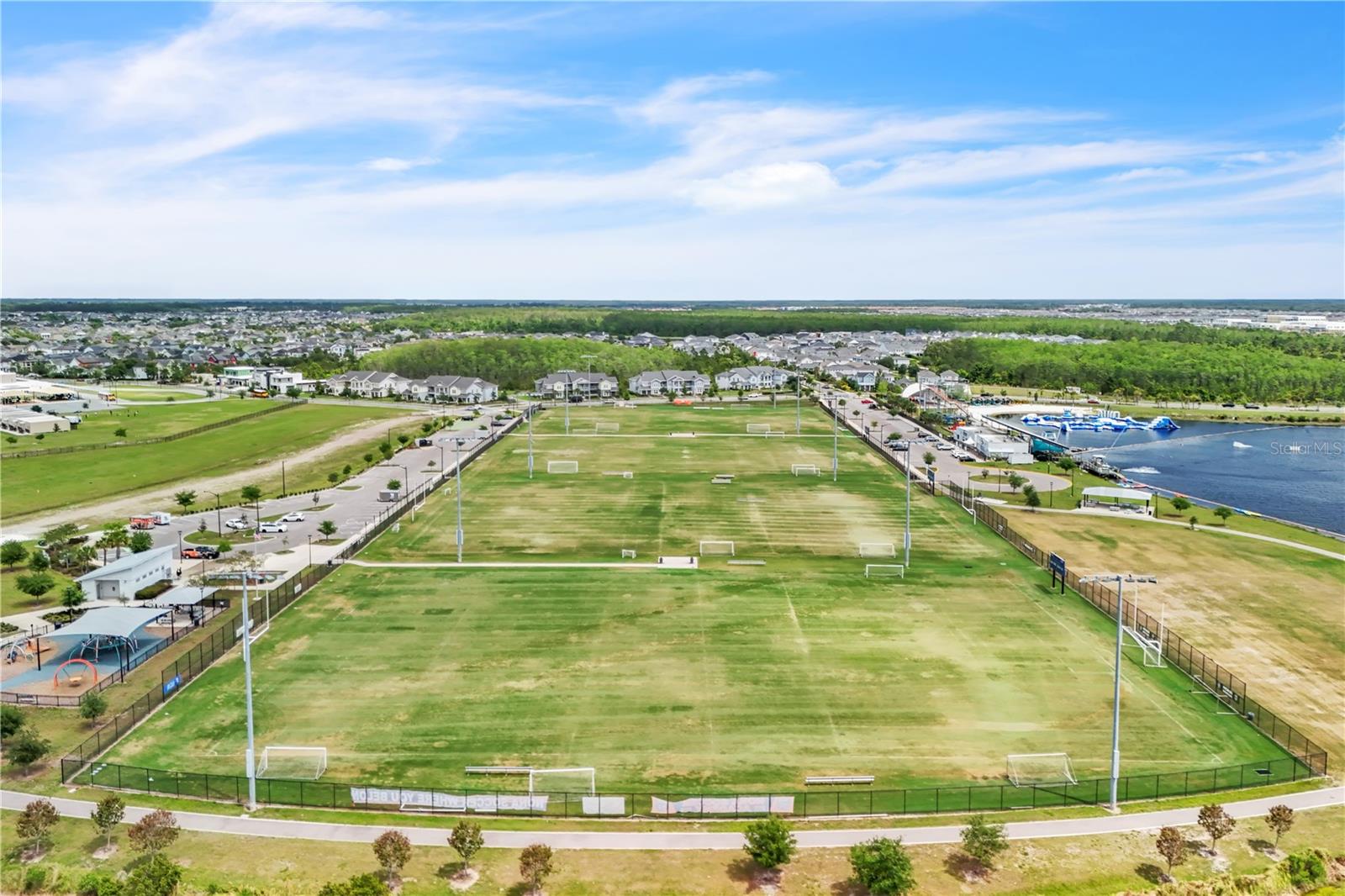 8340 LAUREATE BLVD, ORLANDO, FL, 32827