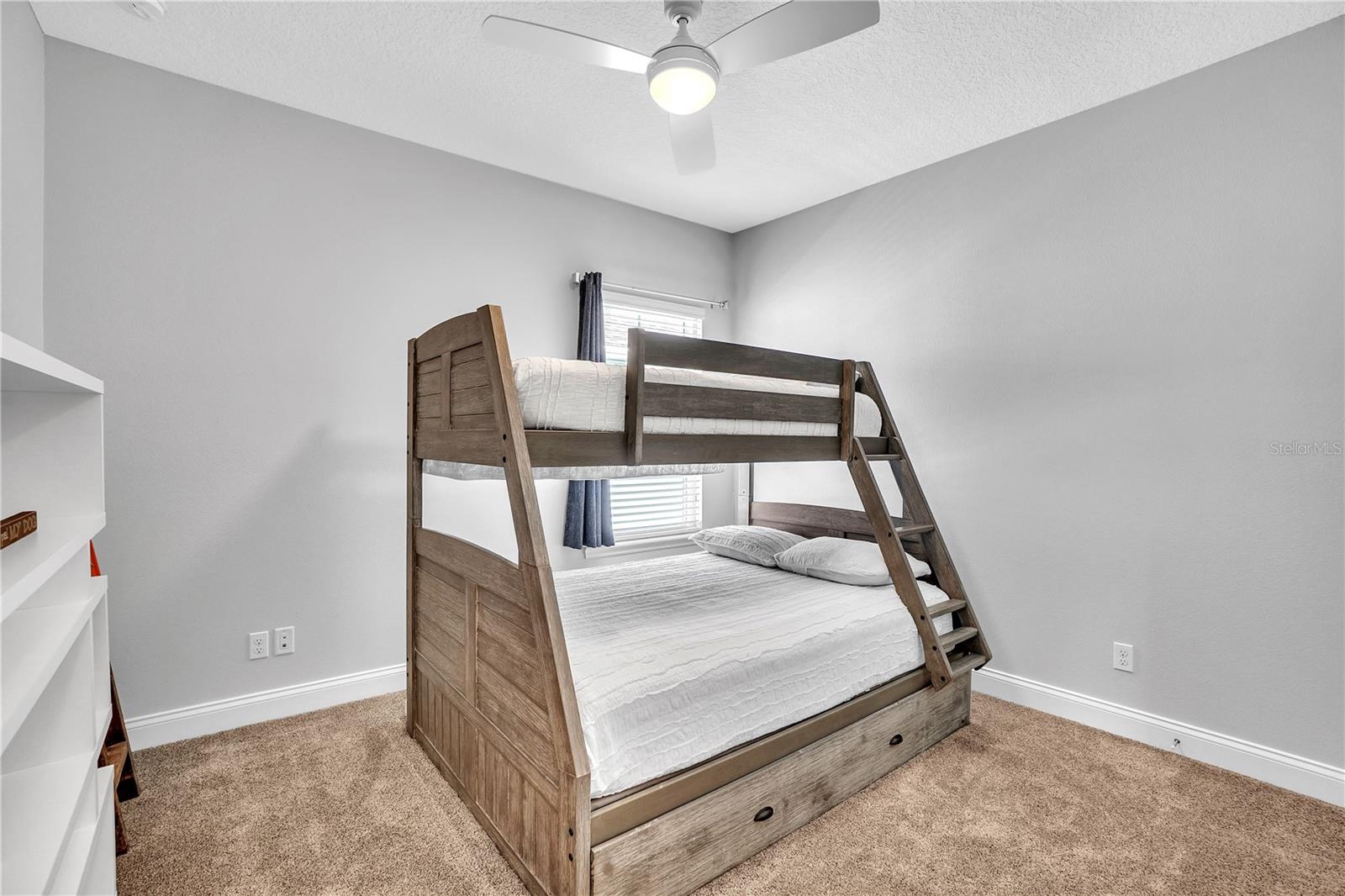 8340 LAUREATE BLVD, ORLANDO, FL, 32827