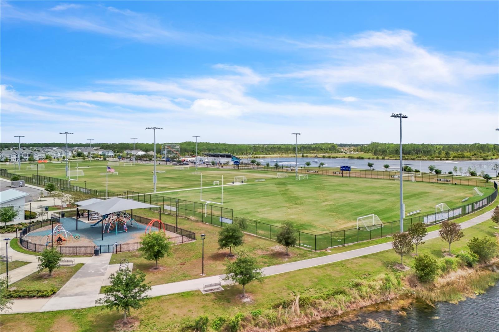 8340 LAUREATE BLVD, ORLANDO, FL, 32827