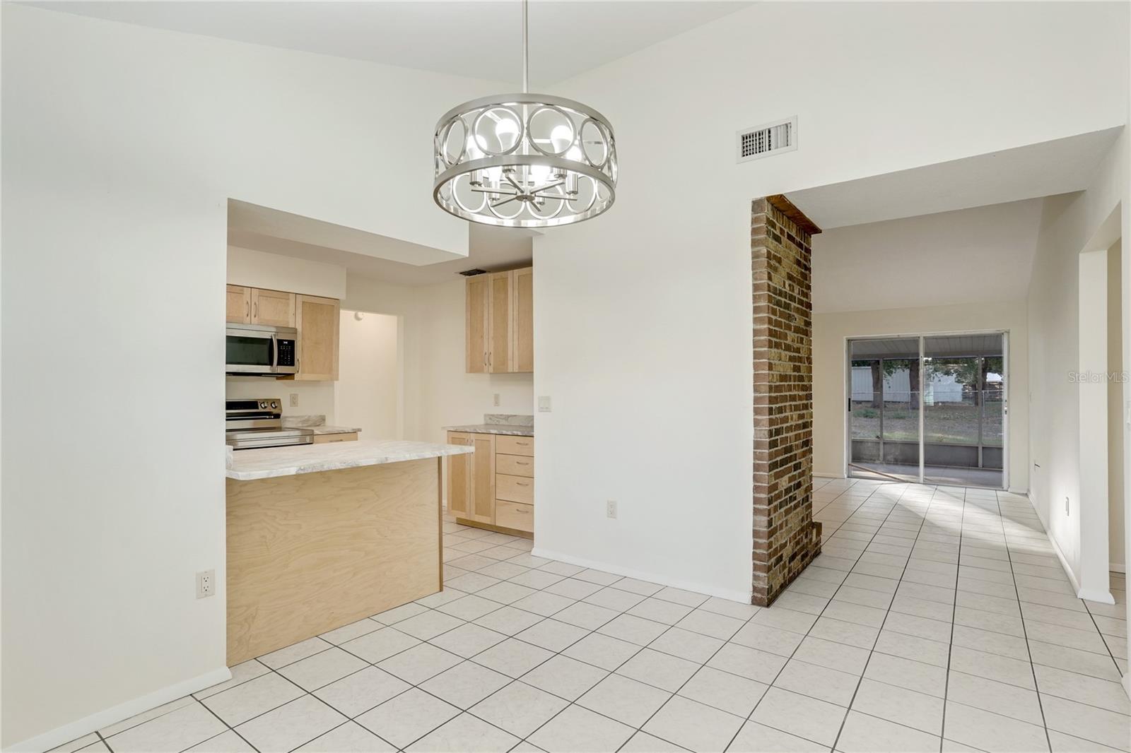 6310 DOE CIR W, LAKELAND, FL, 33809