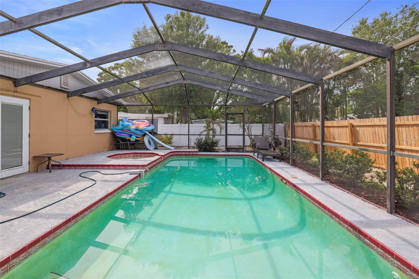 2861 PINELLAS POINT DR S, ST PETERSBURG, FL, 33712