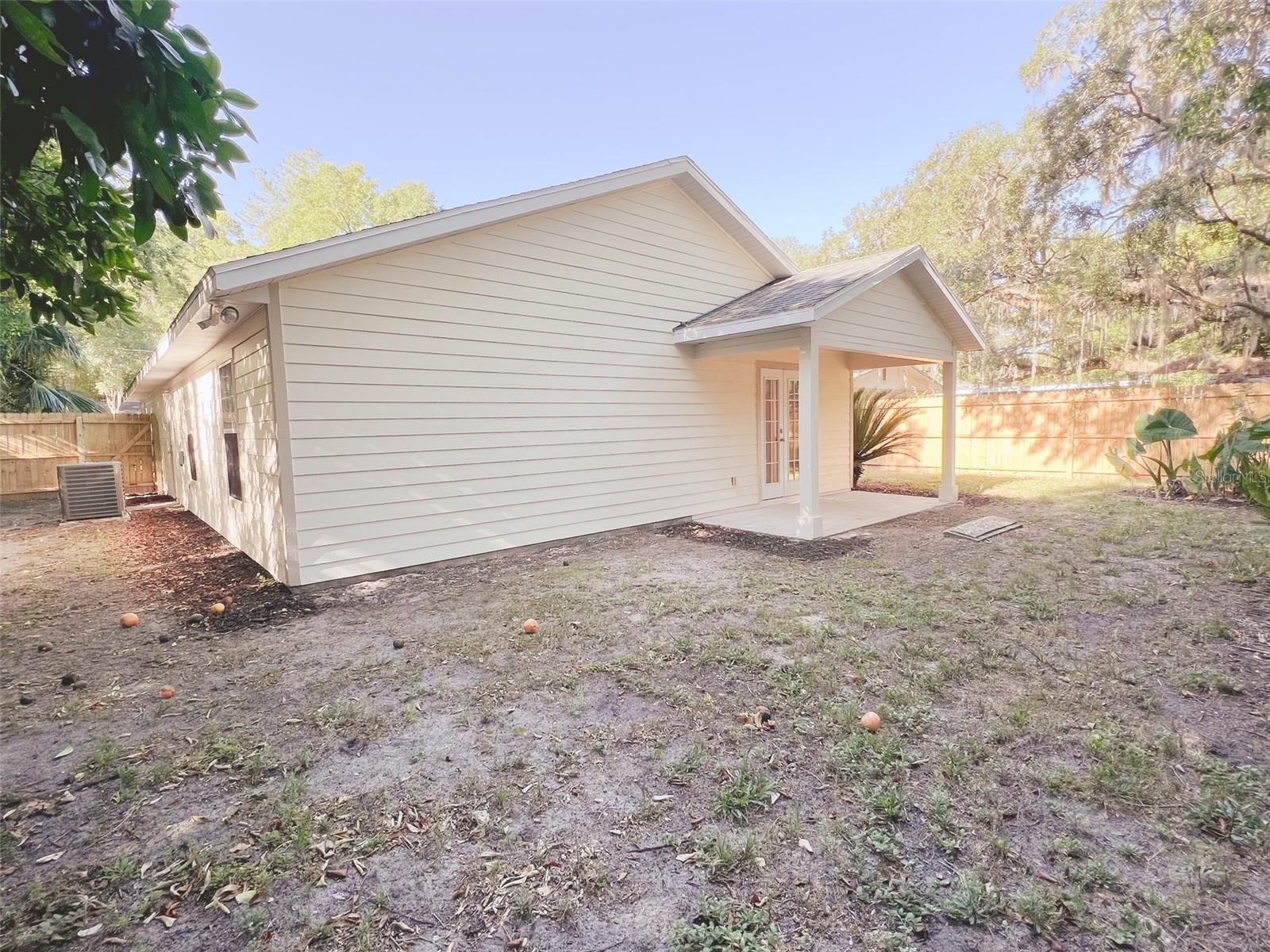2042 NW 33RD AVE, GAINESVILLE, FL, 32605