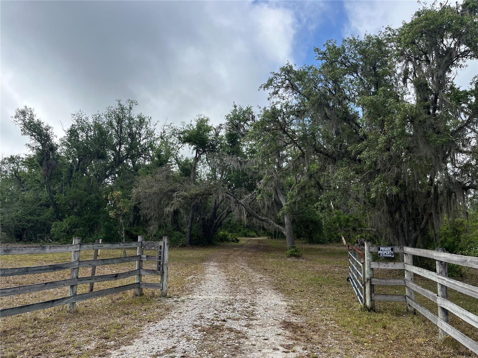 38161 TAYLOR RD, MYAKKA CITY, FL, 34251