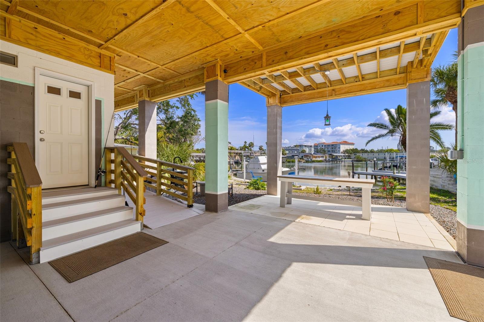 1827 VENETIAN POINT DR, CLEARWATER, FL, 33755
