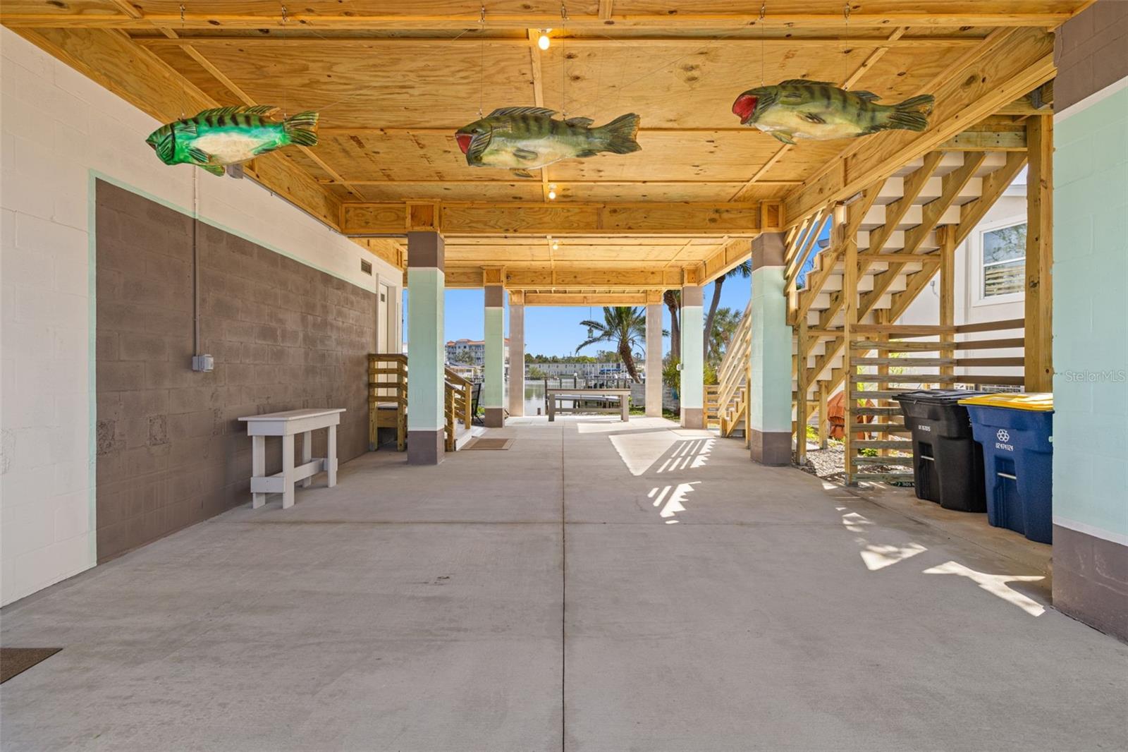 1827 VENETIAN POINT DR, CLEARWATER, FL, 33755