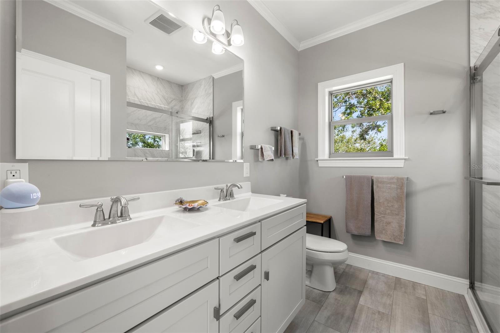 1827 VENETIAN POINT DR, CLEARWATER, FL, 33755