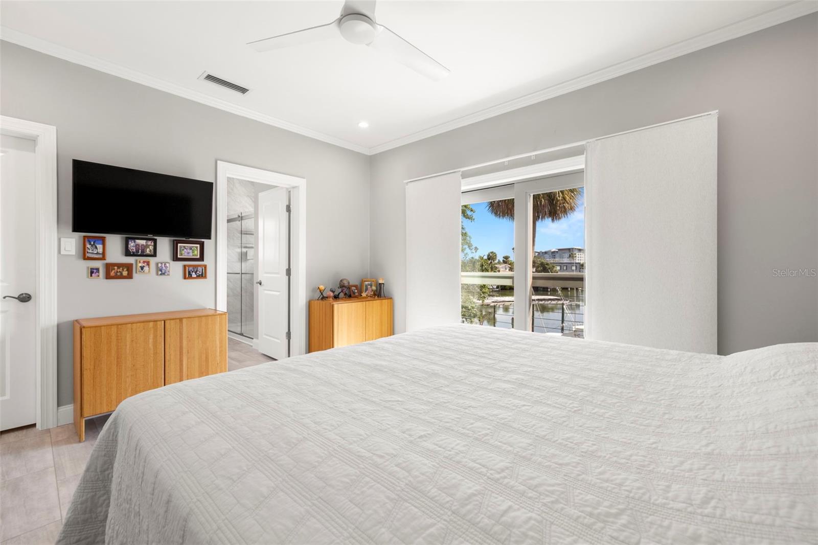 1827 VENETIAN POINT DR, CLEARWATER, FL, 33755