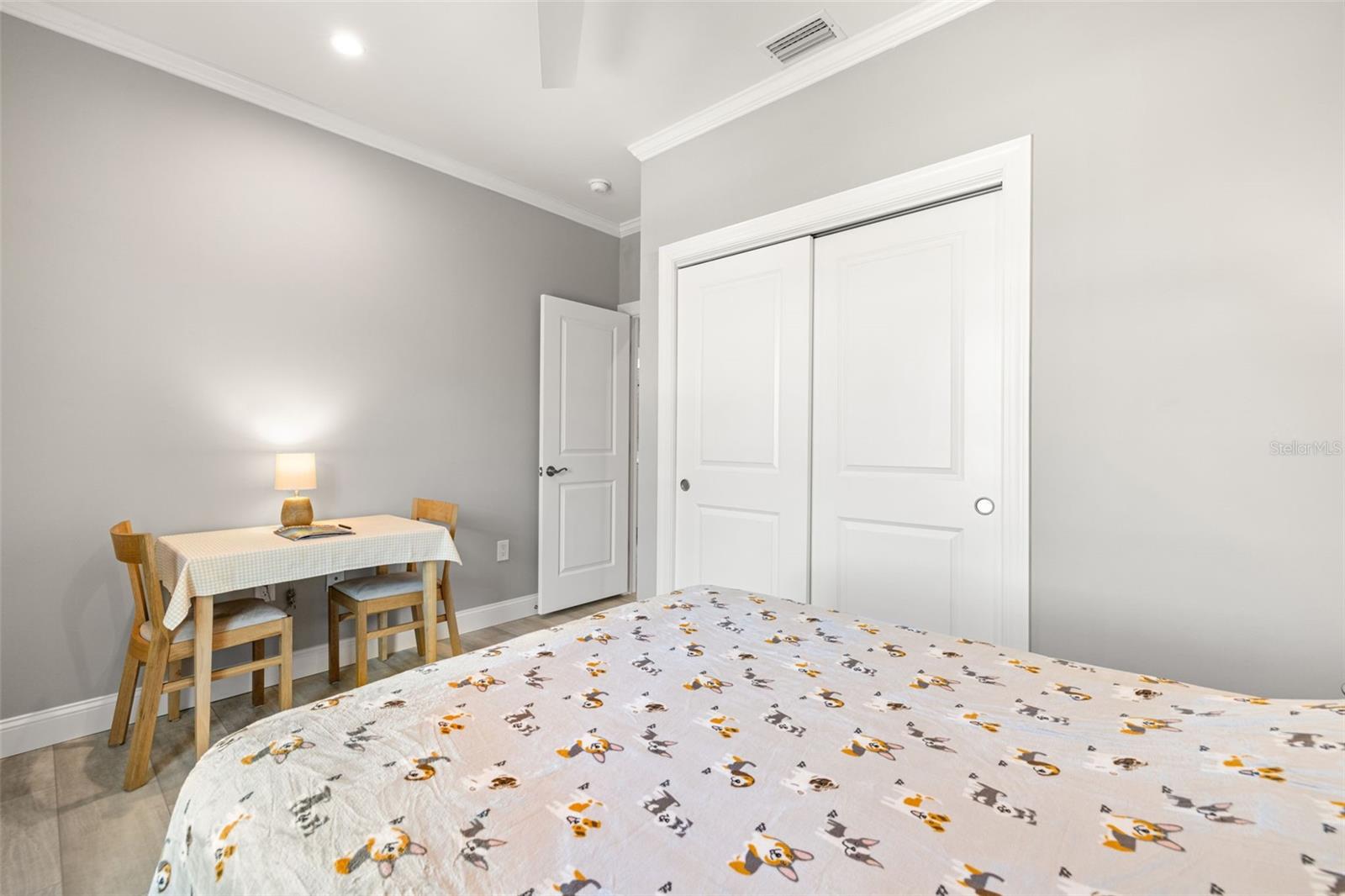 1827 VENETIAN POINT DR, CLEARWATER, FL, 33755