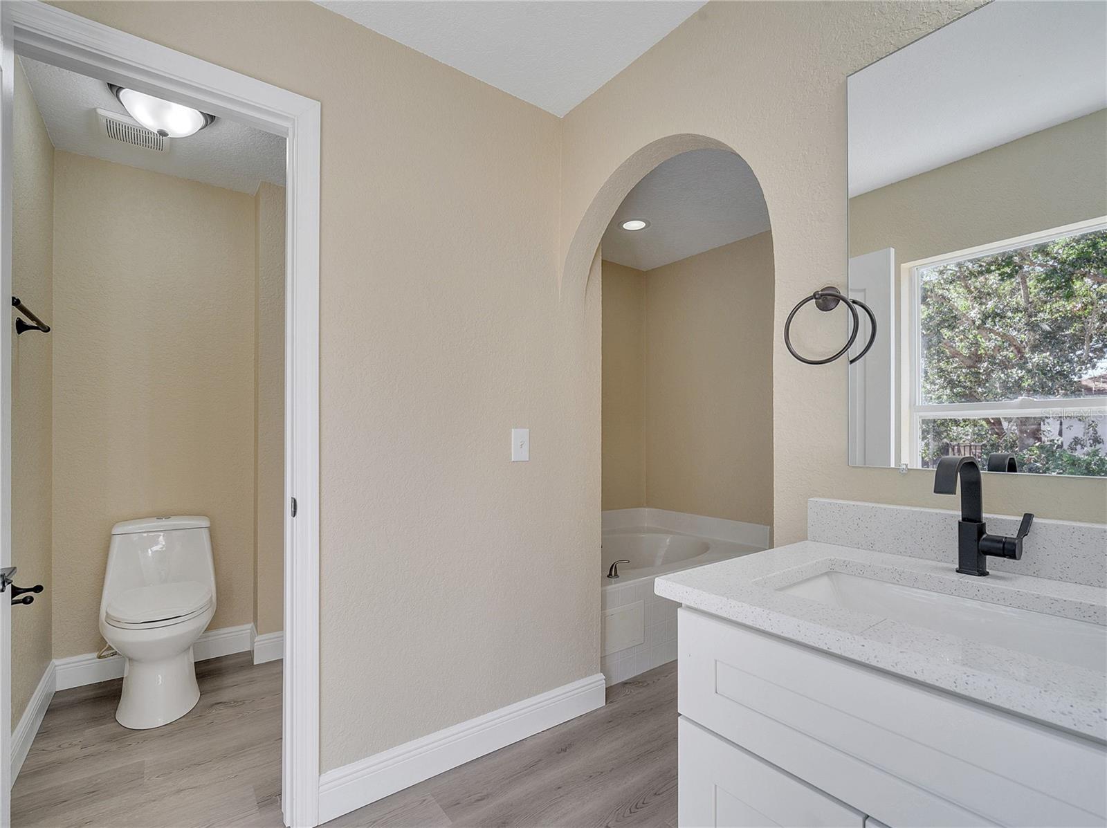 2004 PRESCOTT BLVD, DELTONA, FL, 32738