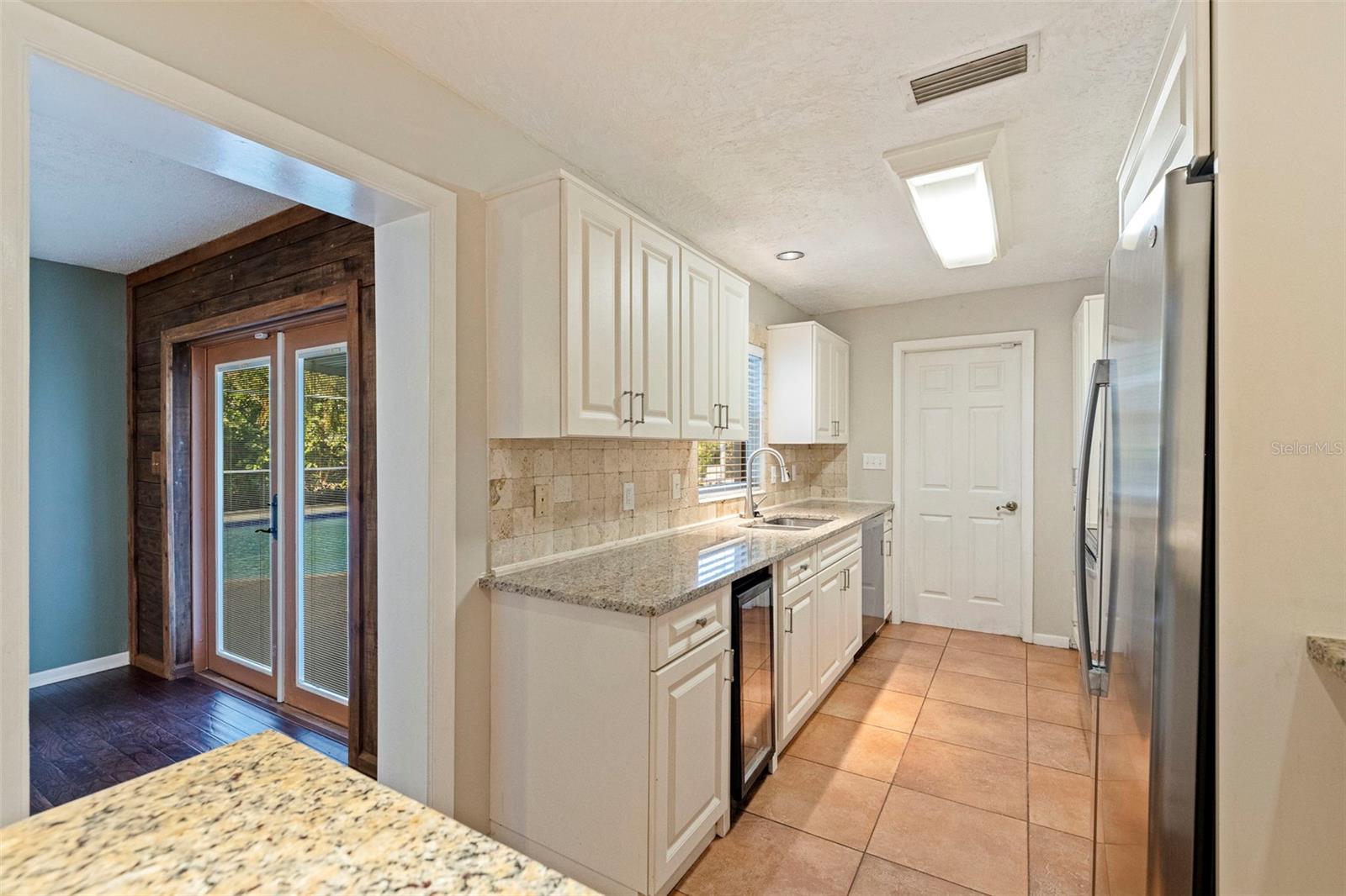 1572 84TH AVE N, ST PETERSBURG, FL, 33702