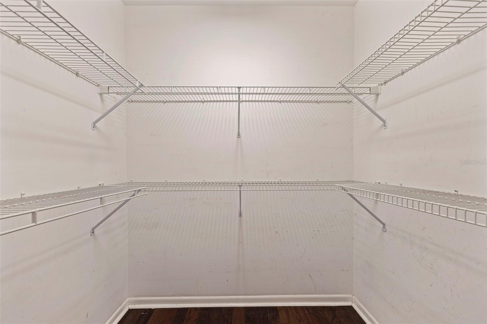 1572 84TH AVE N, ST PETERSBURG, FL, 33702