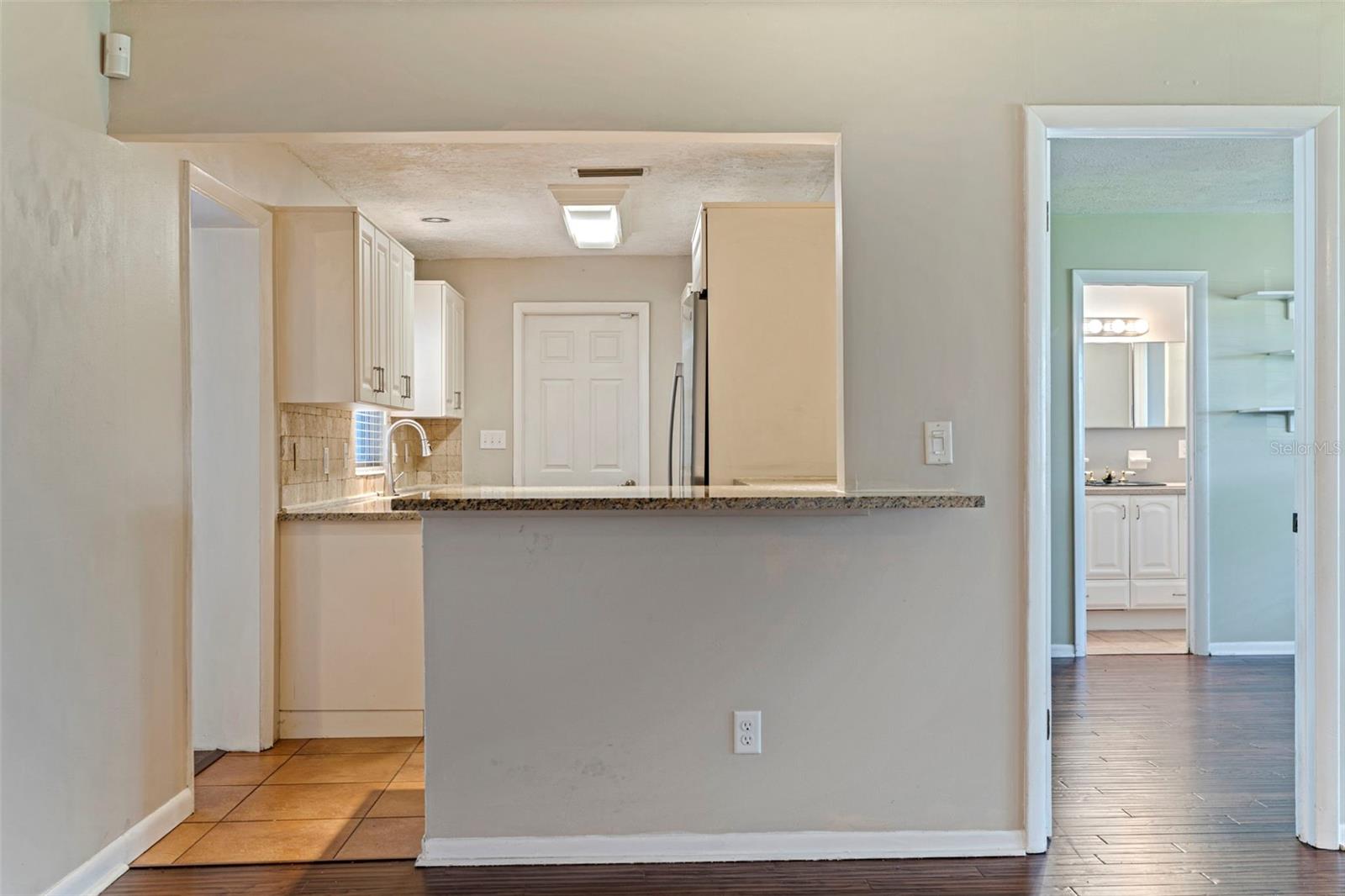 1572 84TH AVE N, ST PETERSBURG, FL, 33702