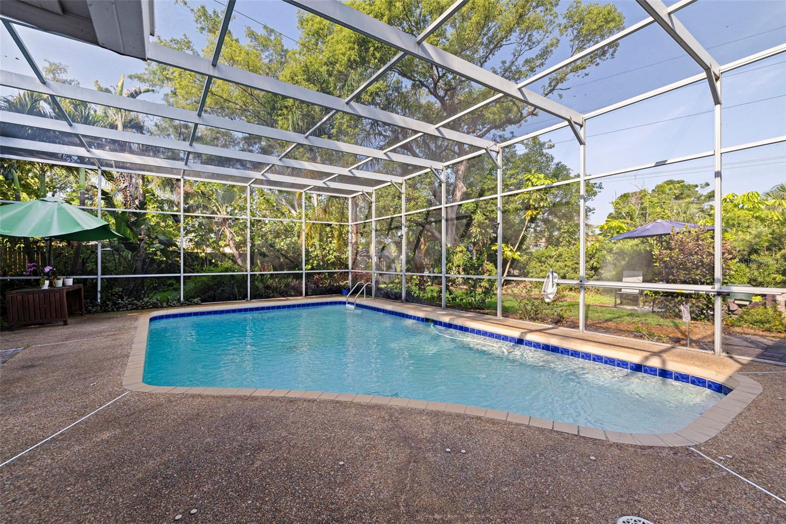 1572 84TH AVE N, ST PETERSBURG, FL, 33702