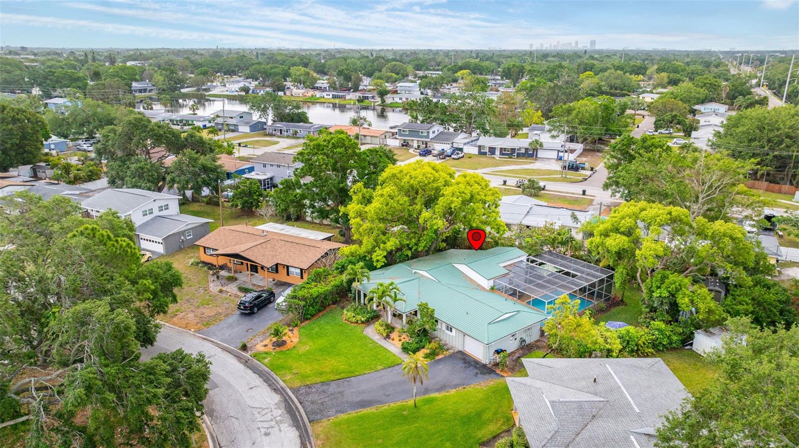 1572 84TH AVE N, ST PETERSBURG, FL, 33702