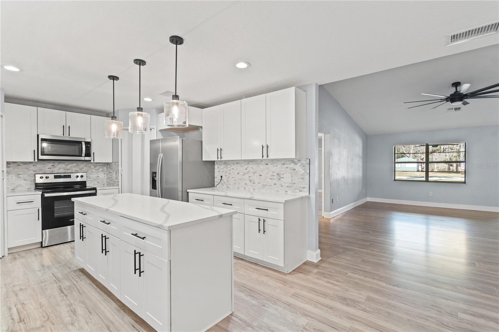 11626 E LAUREL CT, FLORAL CITY, FL, 34436