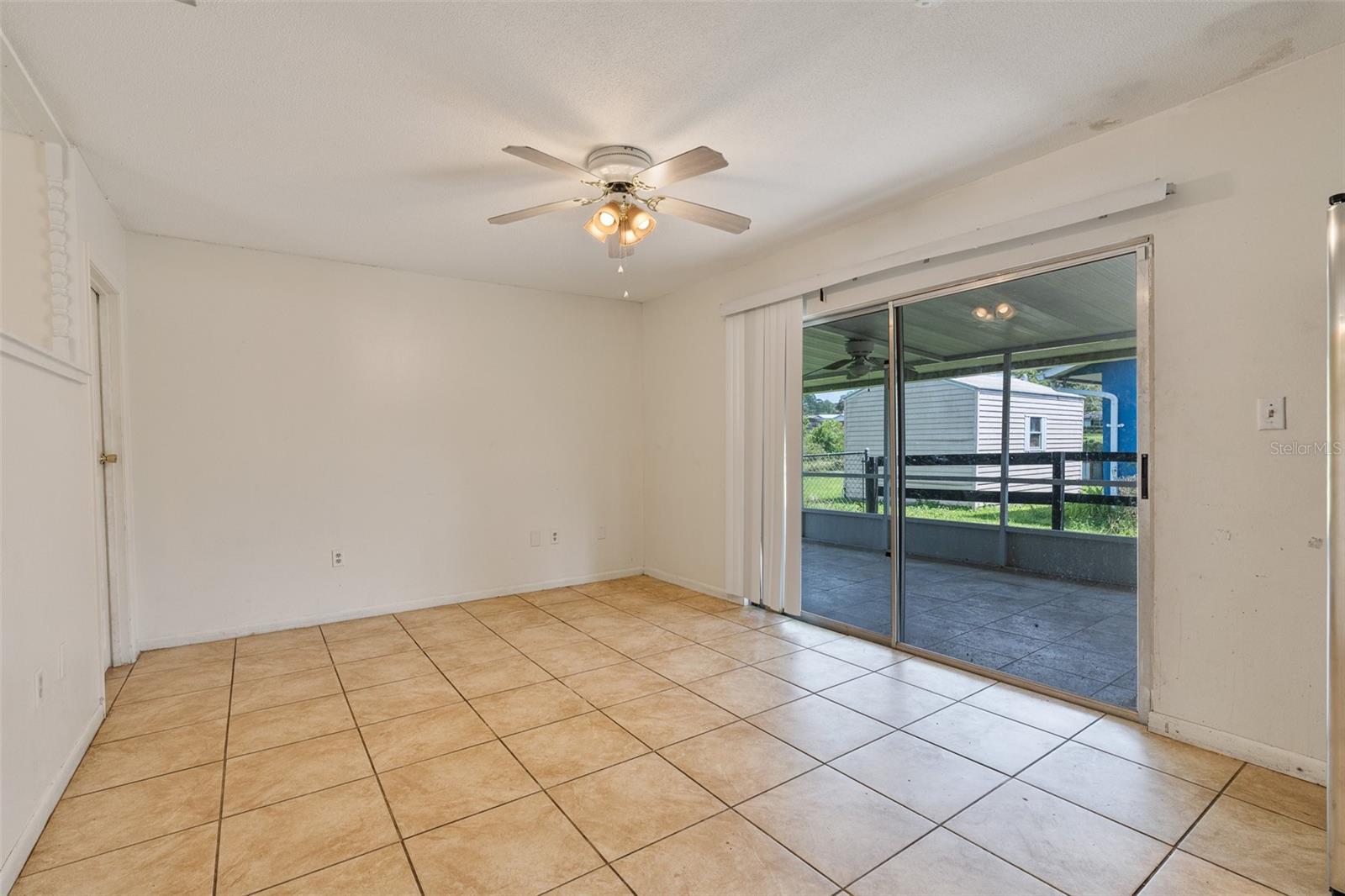303 E FLORAL AVE, EUSTIS, FL, 32726