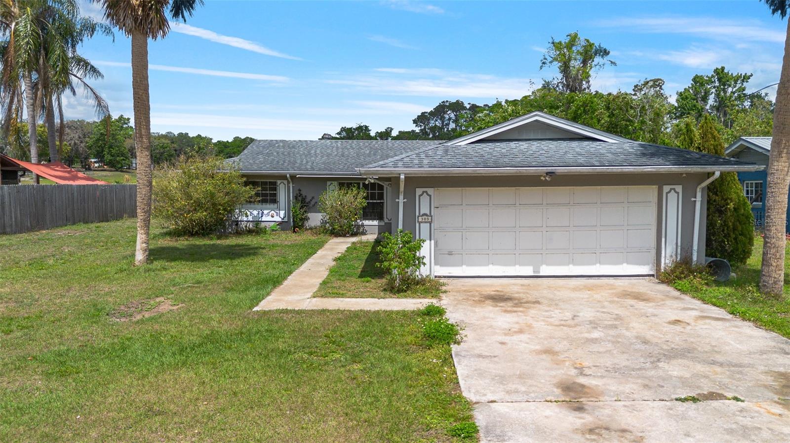 303 E FLORAL AVE, EUSTIS, FL, 32726