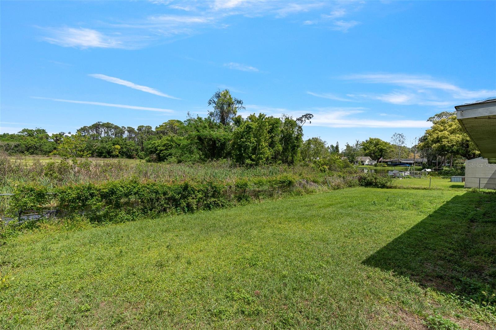 303 E FLORAL AVE, EUSTIS, FL, 32726