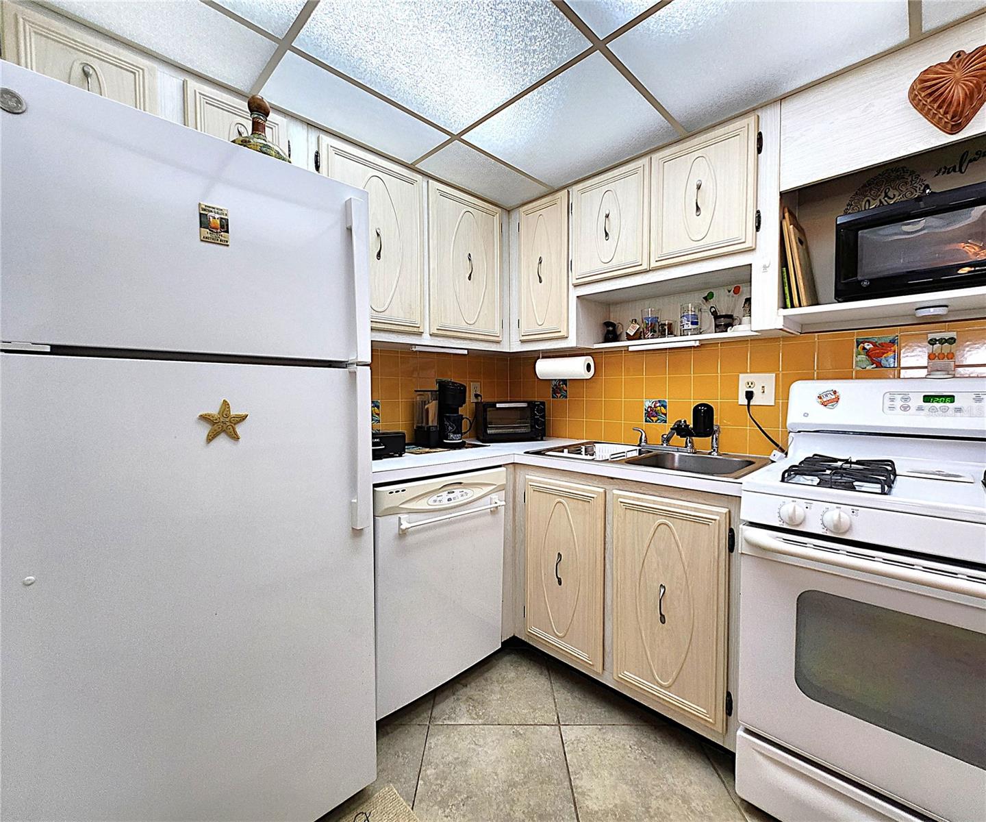 9950 62ND TER N #302, ST PETERSBURG, FL, 33708